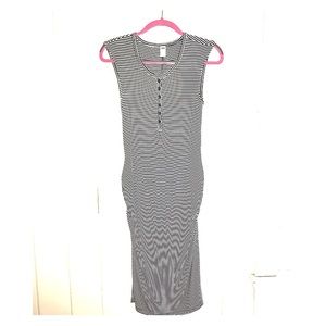 Sleeveless, striped, ruched maternity midi dress